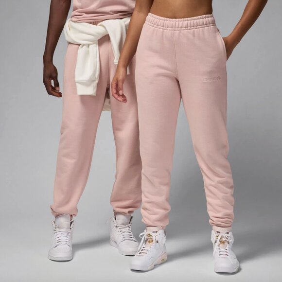 NEW with Tag Jordan Wordmark Men's Fleece Pants in Pink Oxford - Picture 1 of 9